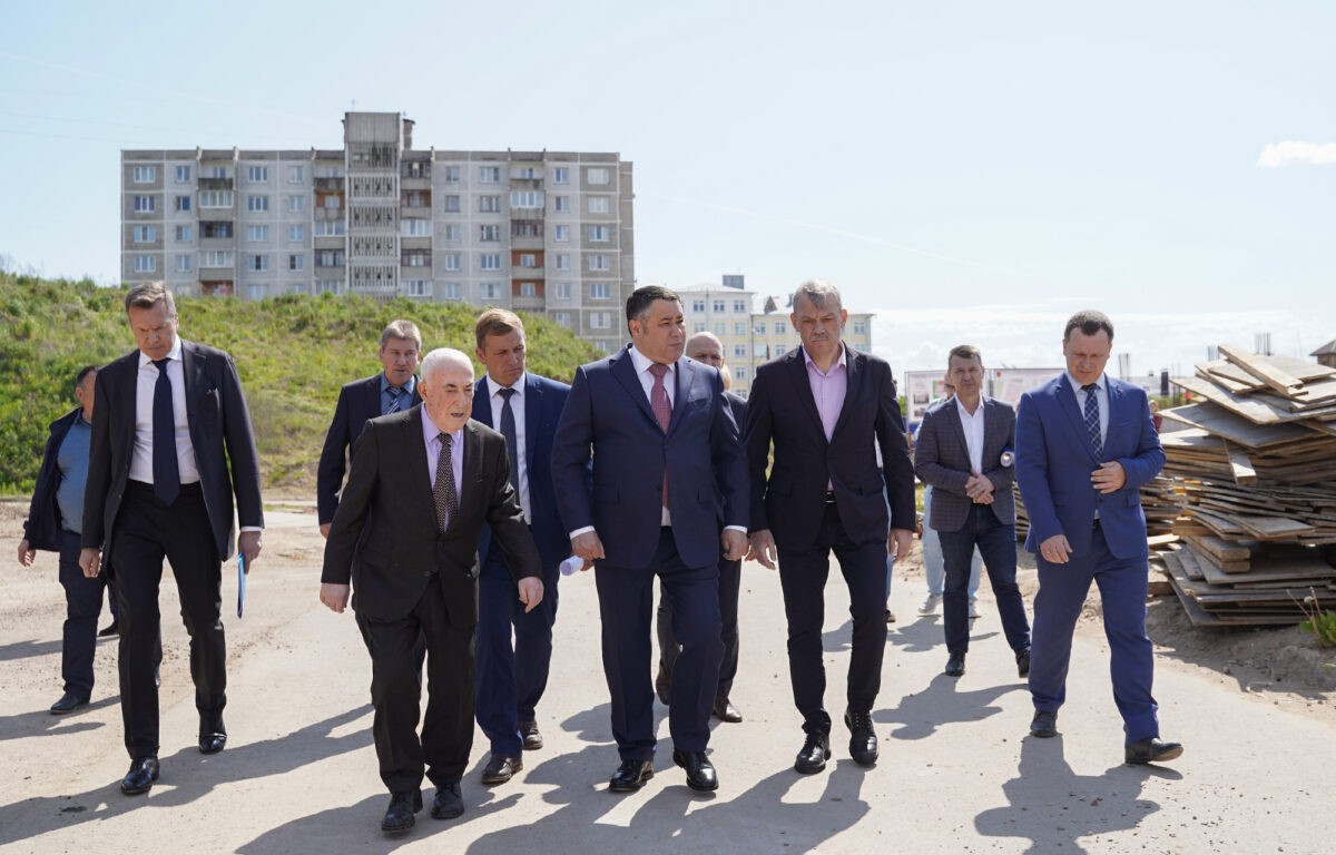 Ход строительства нового здания Детской областной больницы проверил губернатор