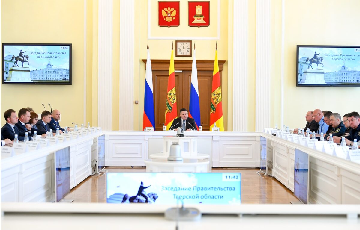 Губернатор Игорь Руденя поставил задачи по развитию в Тверской области системы скорой медицинской помощи