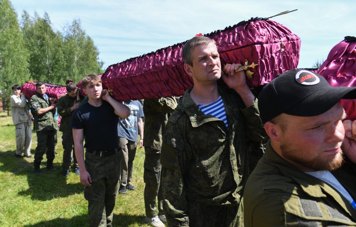 В День памяти и скорби Игорь Руденя почтил память павших во время Великой Отечественной войны солдат в городе воинской славы Ржеве