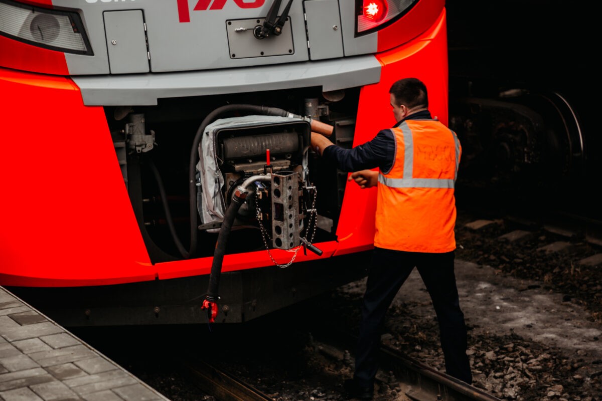 В Тверской области работник железной дороги решился на кражу