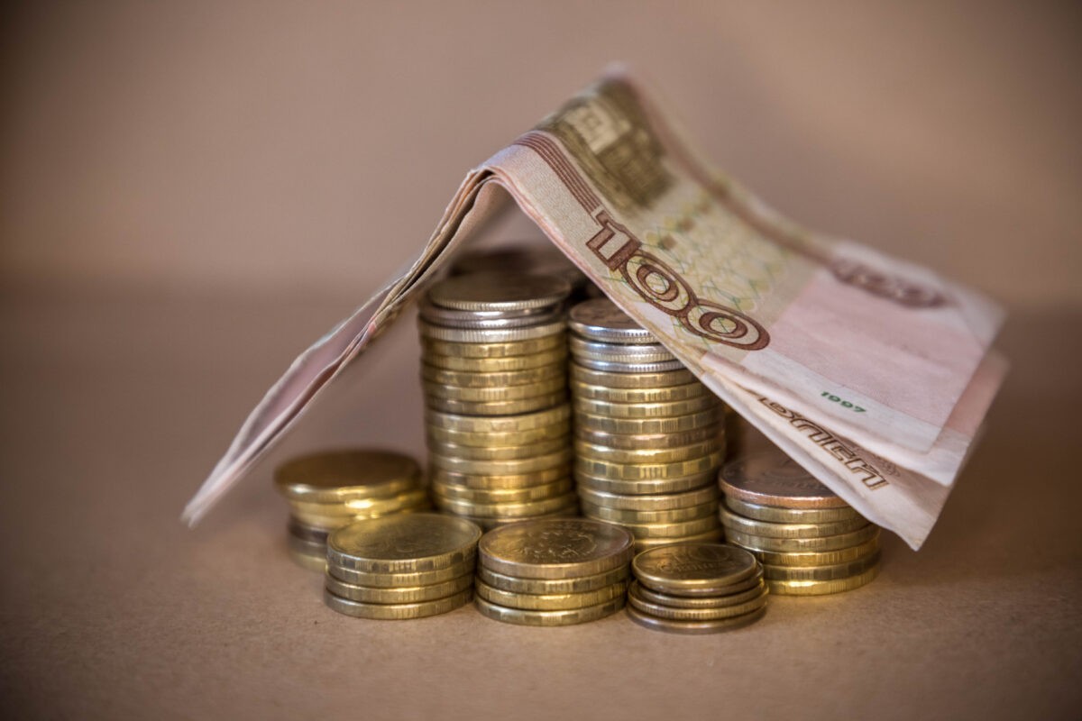 В Тверской области пытаются продать банковскую пилораму и сарай