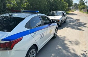 Жители Тверской области помогли поймать пьяную женщину за рулем