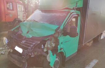 Появились подробности столкновения трех грузовиков в Тверской области