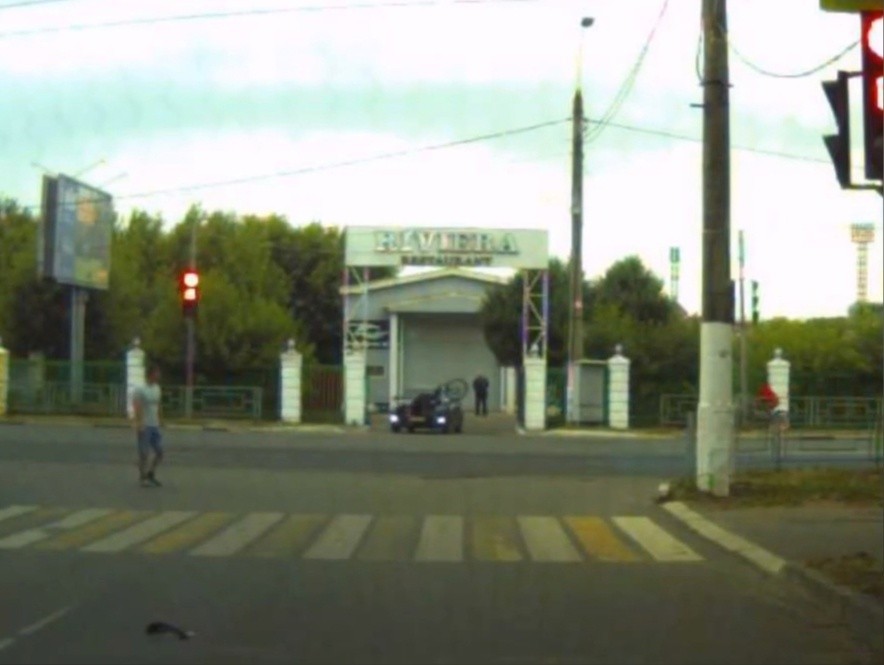 В Твери велосипед протаранил автомобиль