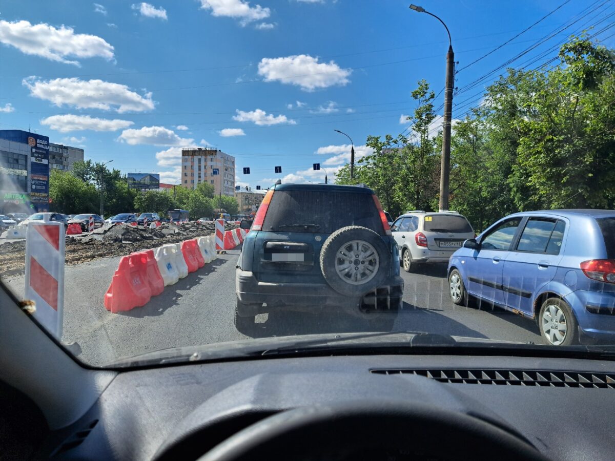 "Постоим!": рассказываем о пробках и дорожных ремонтах 21 июня