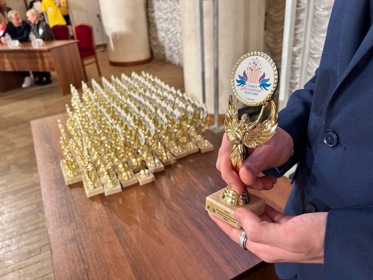 Тверской школьник Алексей Тельцов стал лауреатом международного вокального конкурса