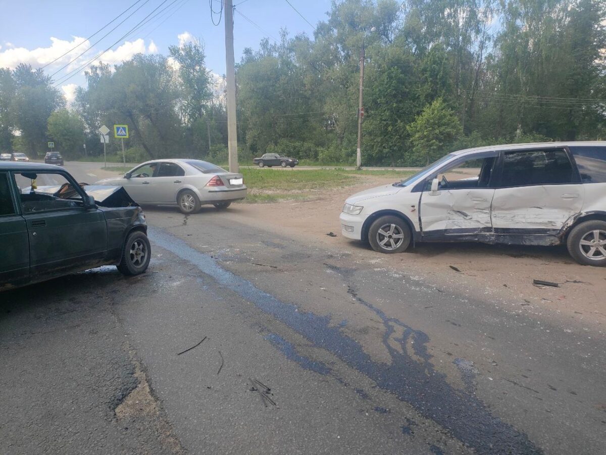 ДТП в Твери: 50-летний водитель легковушки не уступил дорогу | ТОП Тверь  новости