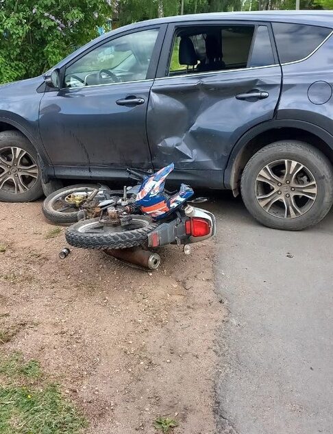 В Тверской области по вине несовершеннолетнего водителя произошло ДТП В Тверской области по вине несовершеннолетнего водителя произошло ДТП