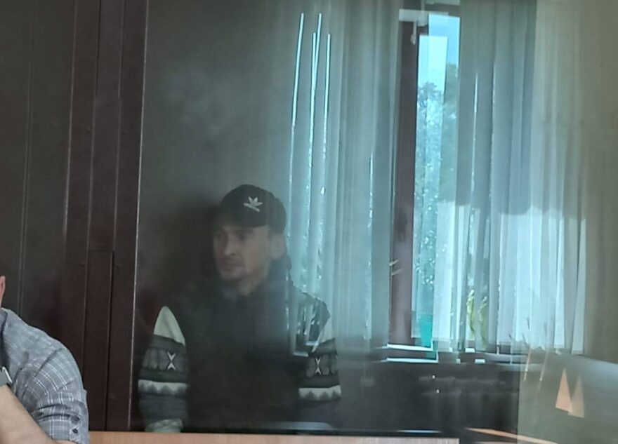 В Твери взяли под стражу мужчину, помогавшего украсть деньги у попутчика В Твери взяли под стражу мужчину, помогавшего украсть деньги у попутчика