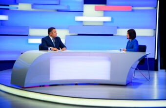 Губернатор Игорь Руденя ответил на вопросы жителей региона в прямом эфире