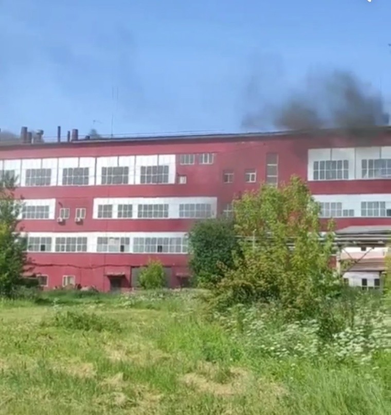 В Тверской области задымился завод В Тверской области задымился завод