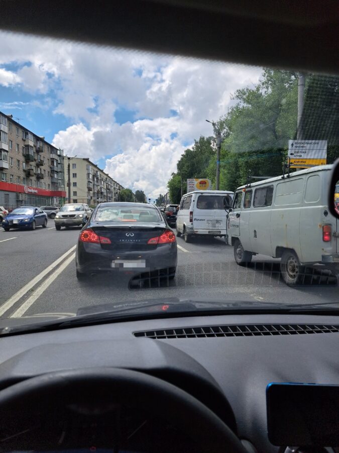 "Постоим!": как попасть домой 30 июня сквозь перекрытия и пробки