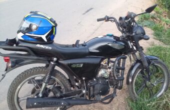 12-летний подросток на мопеде сбил женщину в Тверской области 12-летний подросток на мопеде сбил женщину в Тверской области