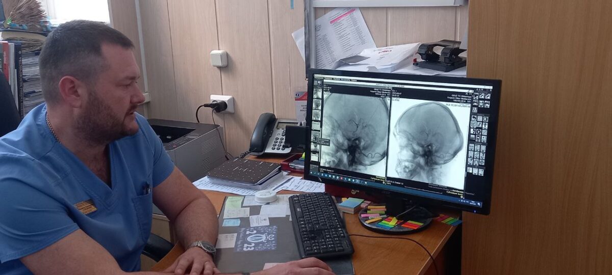 В областной клинической больнице в Твери проводят уникальные нейрохирургические операции