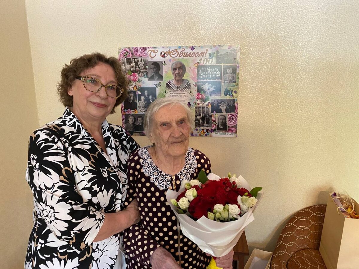 В Твери отмечает вековой юбилей труженица тыла Алевтина Постнова