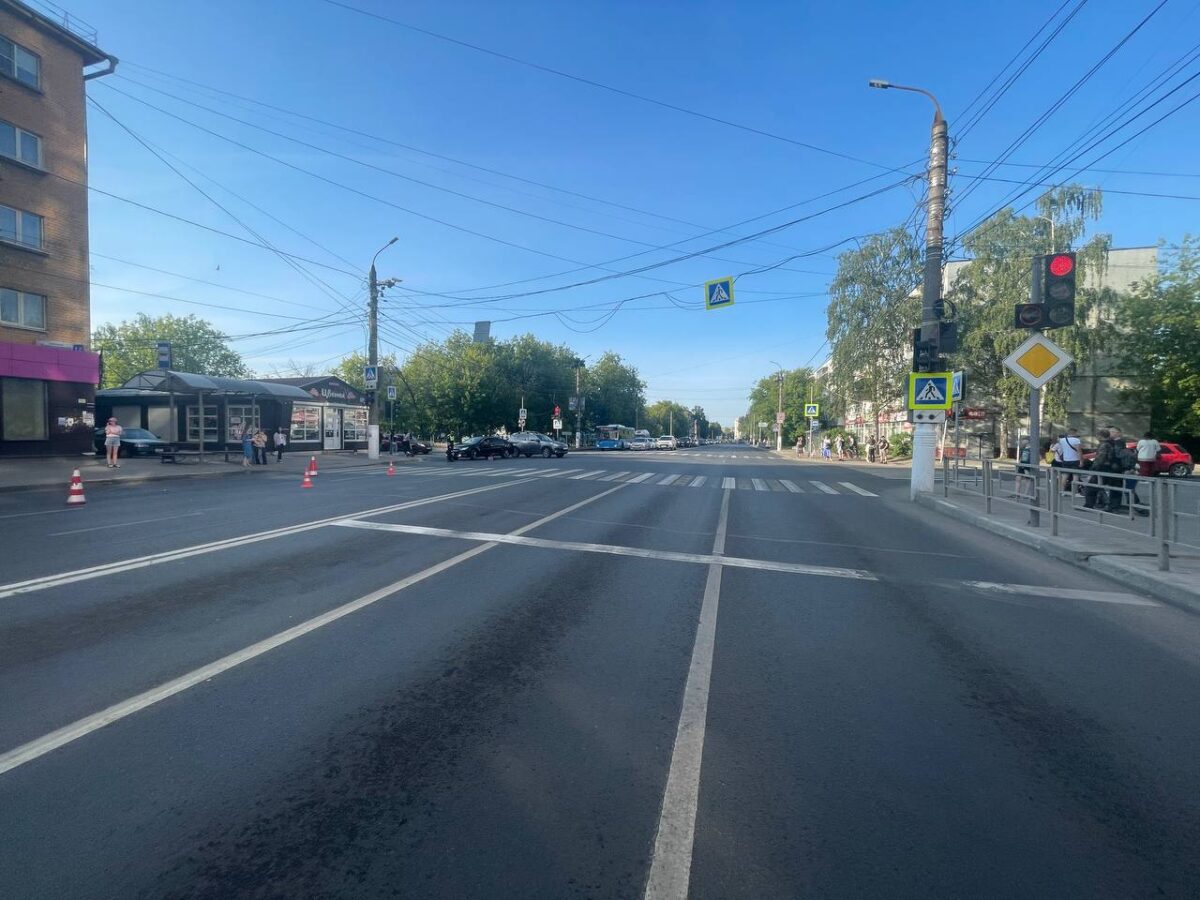 Появились подробности ДТП на перекрестке в Твери