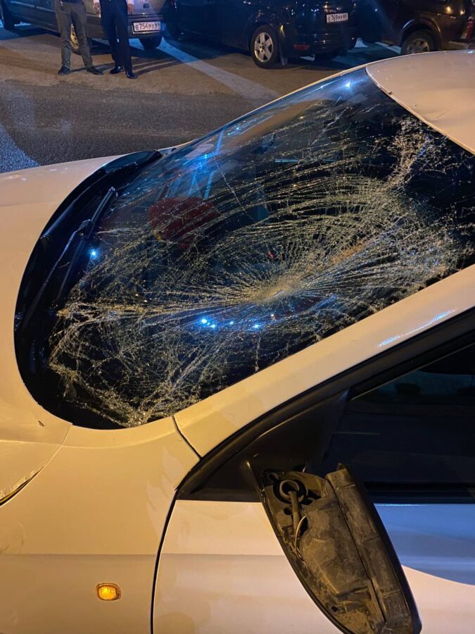 Пьяный пешеход попал под колеса иномарки в Твери