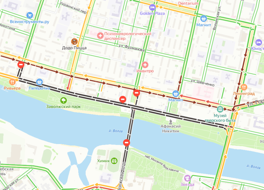 Из-за перекрытия в Твери образовалась огромная пробка