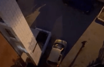 В Твери поймали мужчину, повредившего иномарку В Твери поймали мужчину, повредившего иномарку