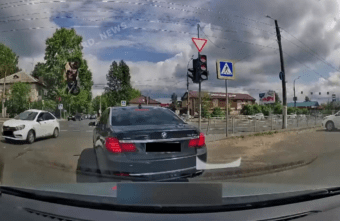 Момент смертельного ДТП с мотоциклом попал на видео Момент смертельного ДТП с мотоциклом попал на видео