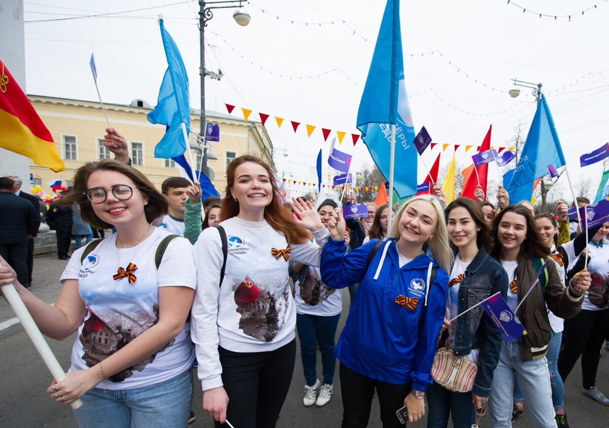 Губернатор поздравил жителей Тверской области с Днем молодежи