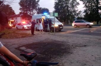 В Твери автобус сбил подростка, переходившего дорогу на красный В Твери автобус сбил подростка, переходившего дорогу на красный