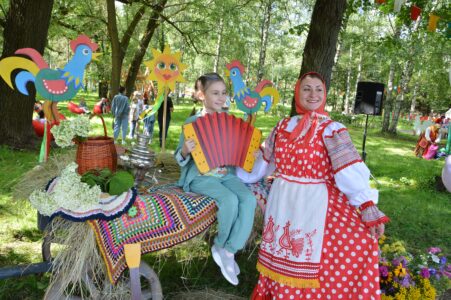 Тверитяне празднуют День города в Парке Победы