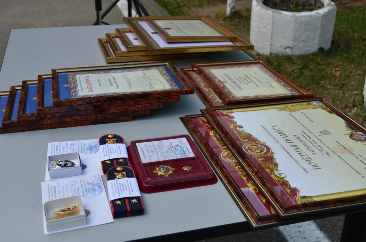 Начальник УМВД России по Тверской области поздравил сотрудников и ветеранов Госавтоинспекции