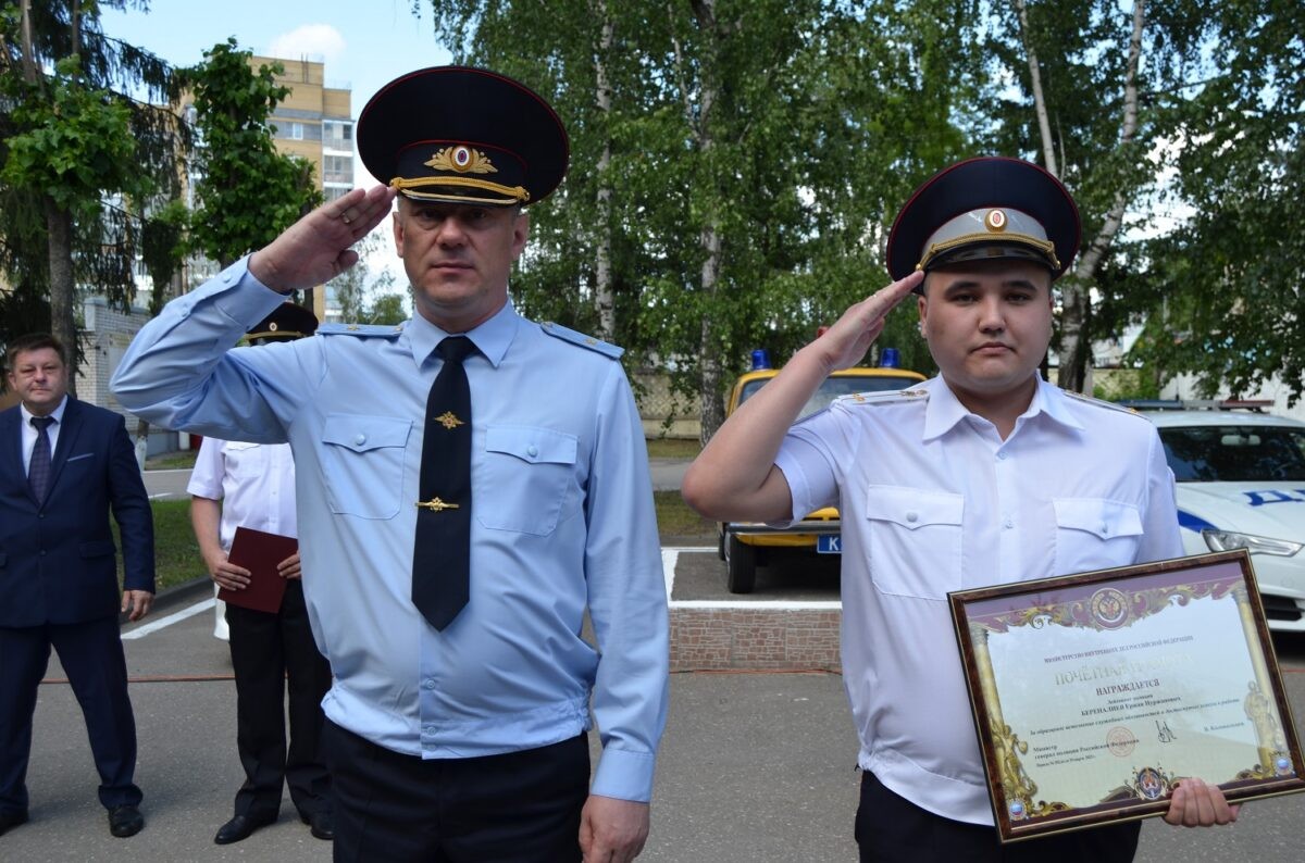 Начальник УМВД России по Тверской области поздравил сотрудников и ветеранов Госавтоинспекции