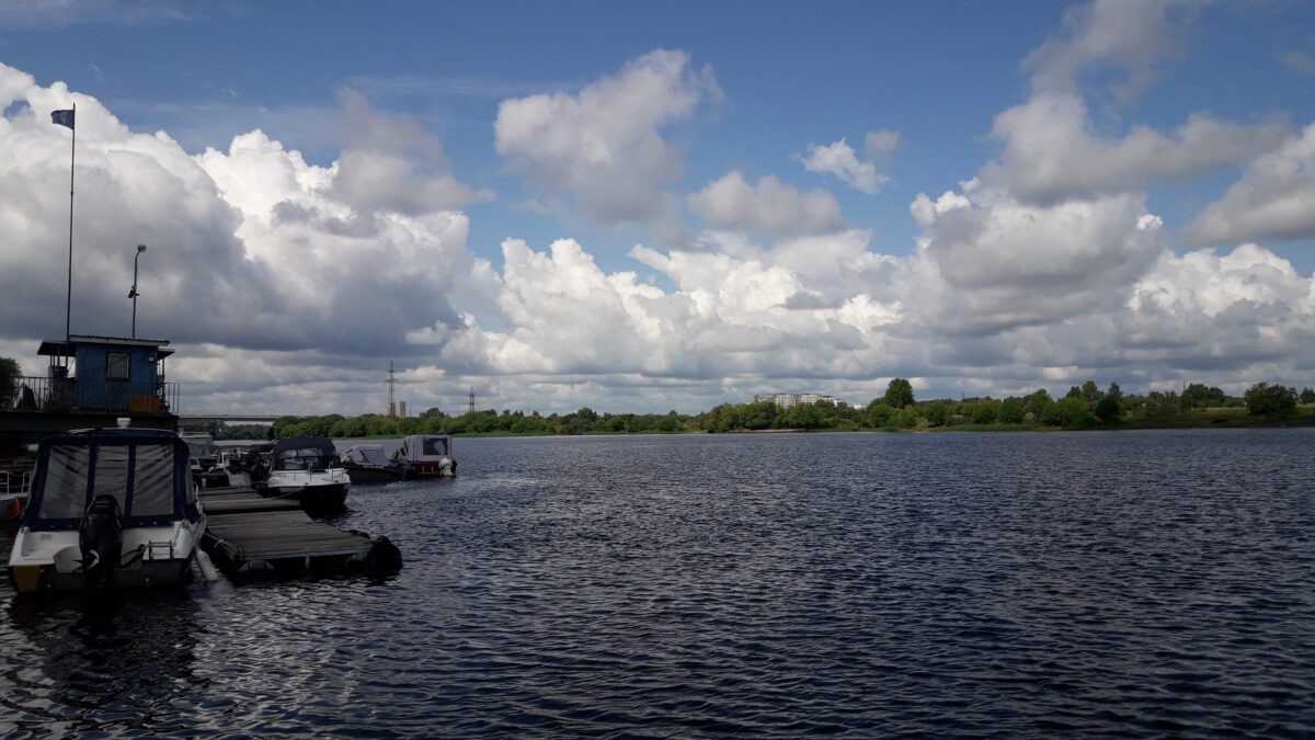 День на воде: как корреспондент «ТОП Тверь» помогал спасателям