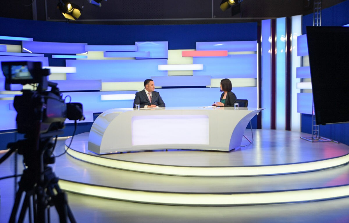 Губернатор Игорь Руденя ответил в прямом эфире на волнующие жителей Тверской области вопросы