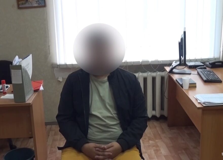 Двух пособников телефонных мошенников задержали в Тверской области Двух пособников телефонных мошенников задержали в Тверской области