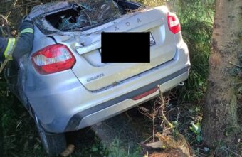 В Тверской области пострадал водитель съехавшей с дороги "Гранты"