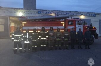 В Тверской области с балкона горящей квартиры спасли ребенка В Тверской области с балкона горящей квартиры спасли ребенка