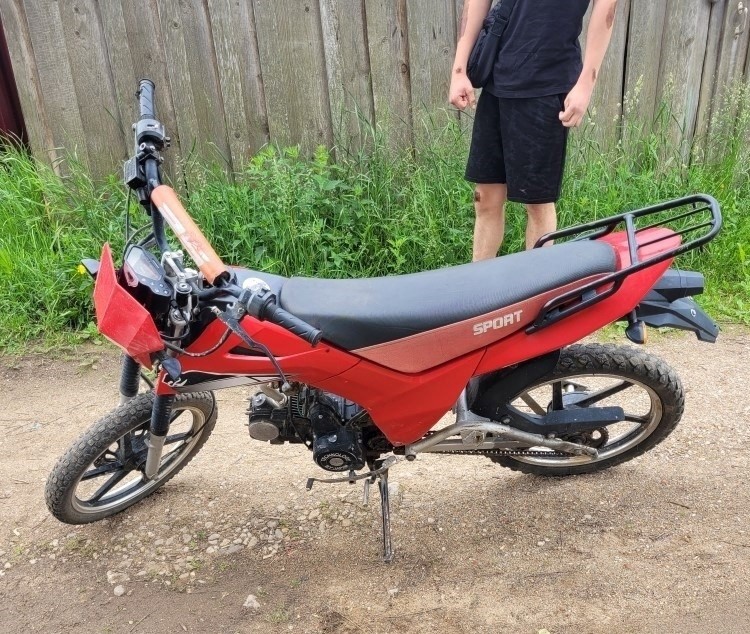 Мопедист попал в больницу после ДТП в Тверской области