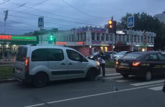 Жительница Твери просит помощи свидетелей ДТП в микрорайоне "Юность"