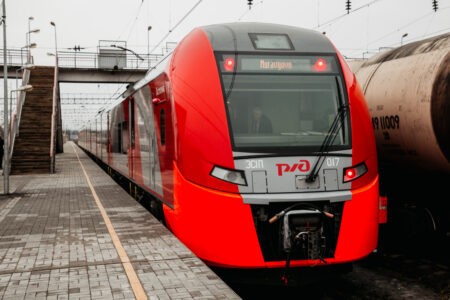 Десять вагонов электропоездов "Ласточка" украсят видами Тверской области Десять вагонов электропоездов "Ласточка" украсят видами Тверской области