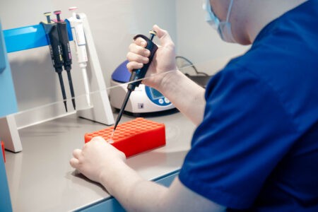 Тверские врачи спасли 16-летнего спортсмена с редкой формой гепатита Тверские врачи спасли 16-летнего спортсмена с редкой формой гепатита