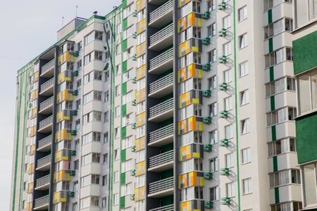 Жительница Тверской области добилась получения благоустроенной квартиры