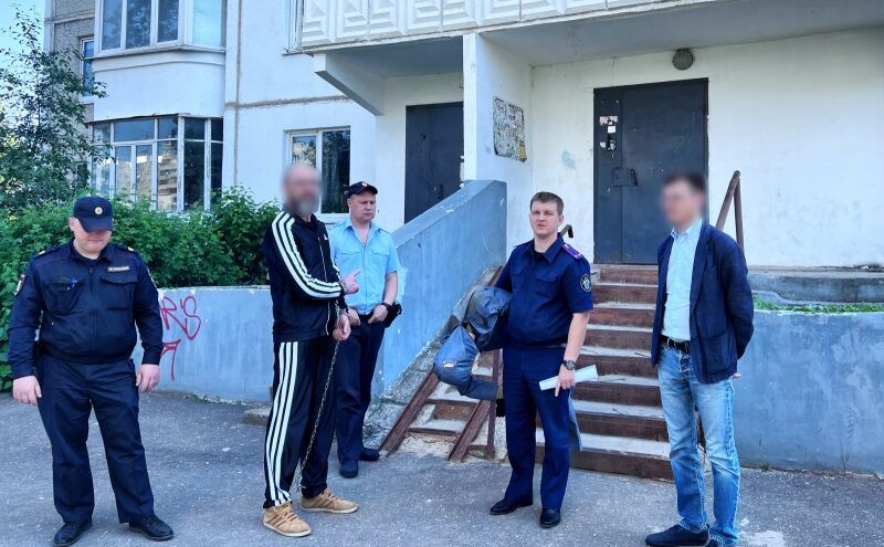 Из-за потерявшего сознание мужчины в Тверской области убили двух женщин Из-за потерявшего сознание мужчины в Тверской области убили двух женщин
