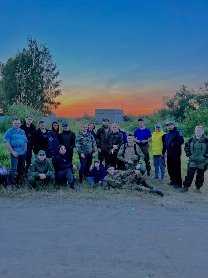 Волонтеры Тверской области нашли больше суток лежащего в лесу мужчину Волонтеры Тверской области нашли больше суток лежащего в лесу мужчину