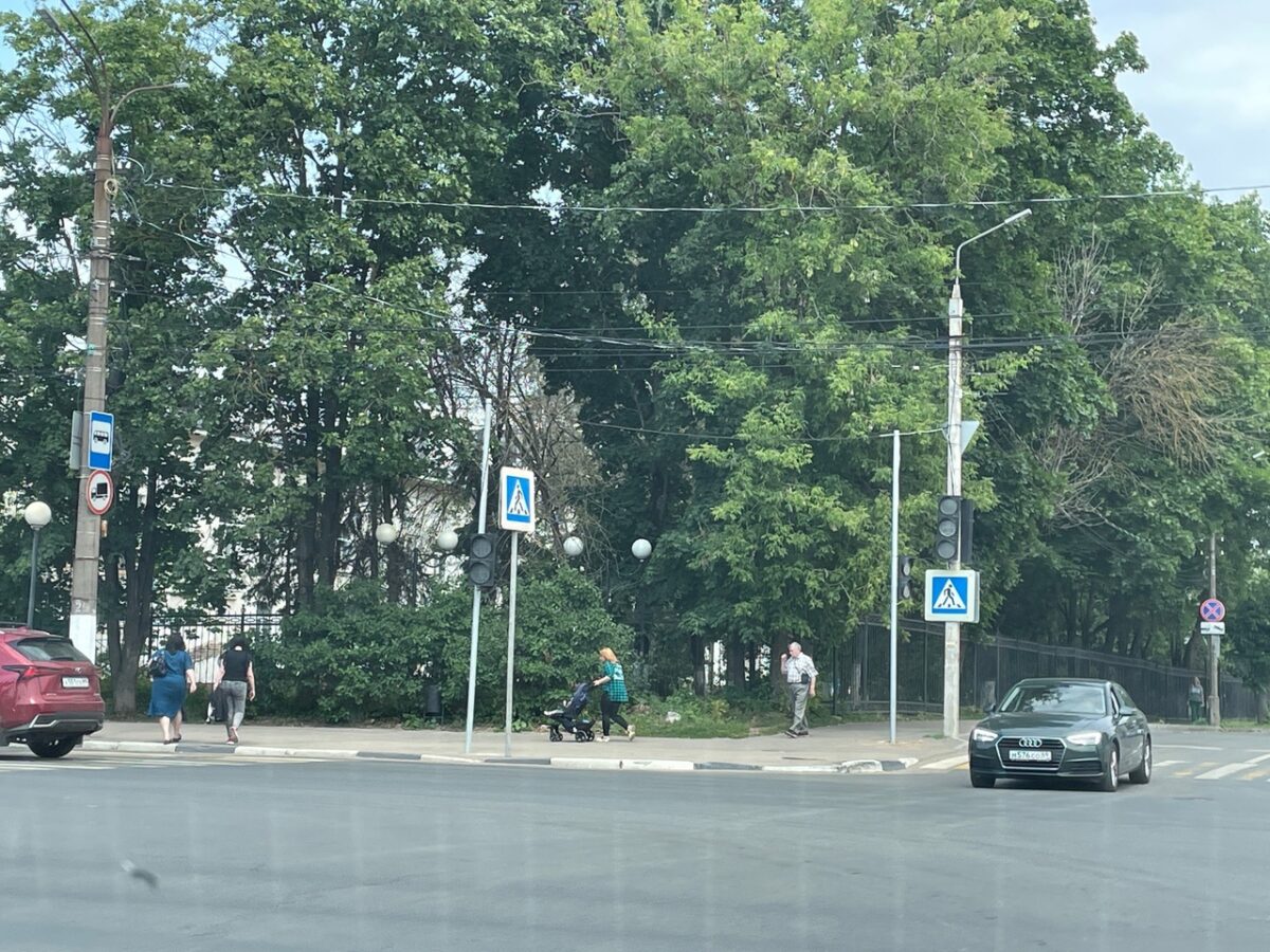 В Твери на большом перекрёстке отключили светофоры