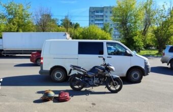 Мотоциклист пострадал в столкновении с микроавтобусом в Твери Мотоциклист пострадал в столкновении с микроавтобусом в Твери