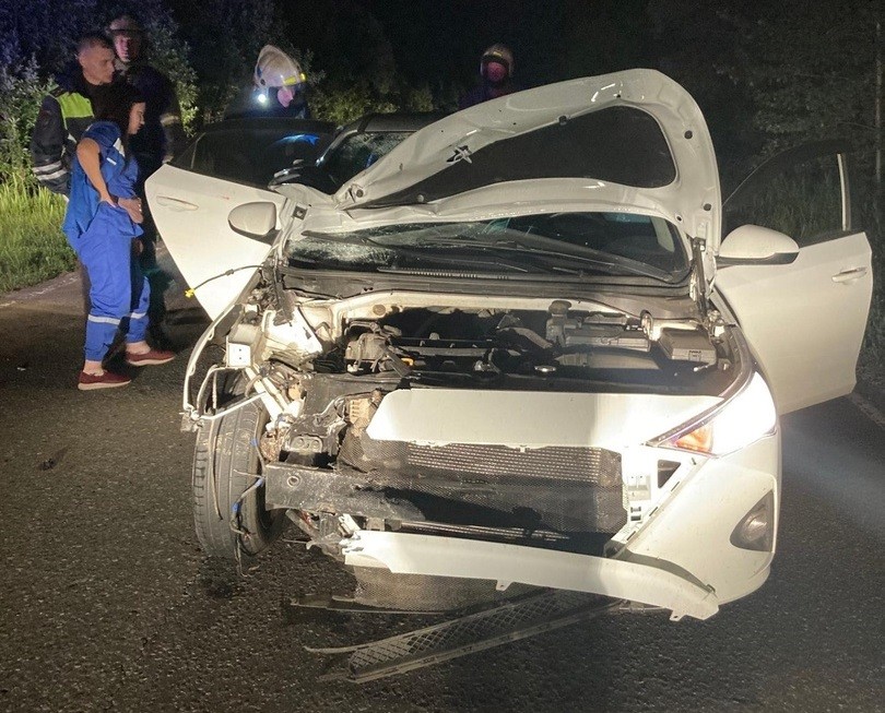 Два человека пострадали в столкновении "Хёндая" и "Минска" в Тверской области