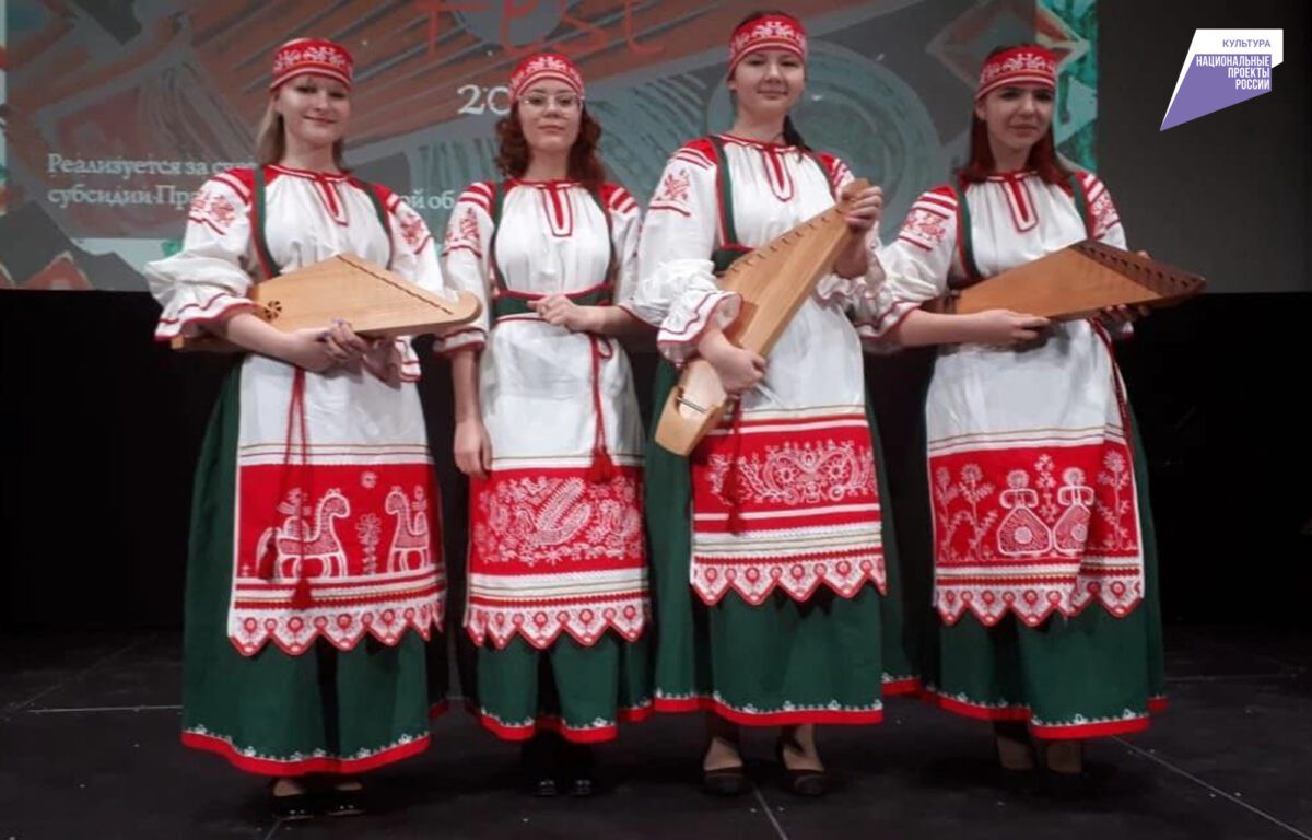 Для школ искусств Тверской области купят новые музыкальные инструменты