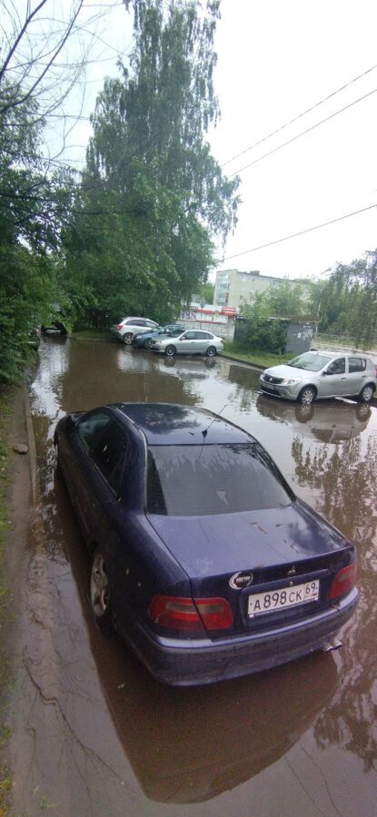 В одном из городов Тверской области затопило микрорайон