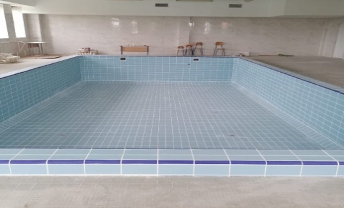 Игорь Руденя поручил наказать тех, кто сорвал сроки ремонта в тверской школе №17