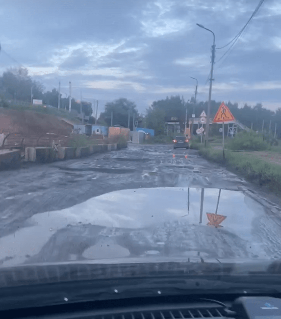 Тверитяне не могут добраться до ЖК из-за состояния дороги