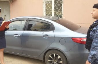 Арест автомобиля заставил жительницу Тверской области погасить долг