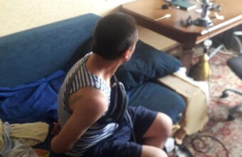 В Твери семейная пара сдавала квартиру за наркотики